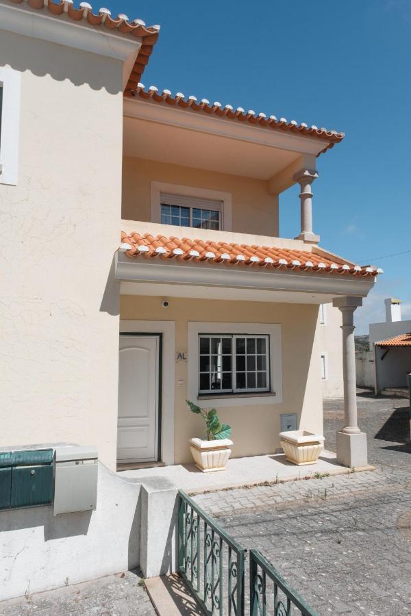 Berlenga Beach House Praia da Lourinha Екстер'єр фото