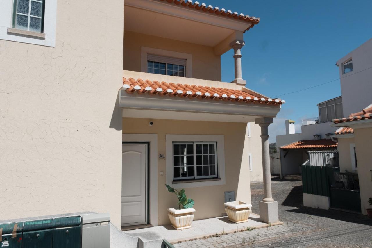 Berlenga Beach House Praia da Lourinha Екстер'єр фото